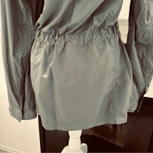 Michael Kors Hooded Anorak,  snap closures, size M - Picture 5 of 10